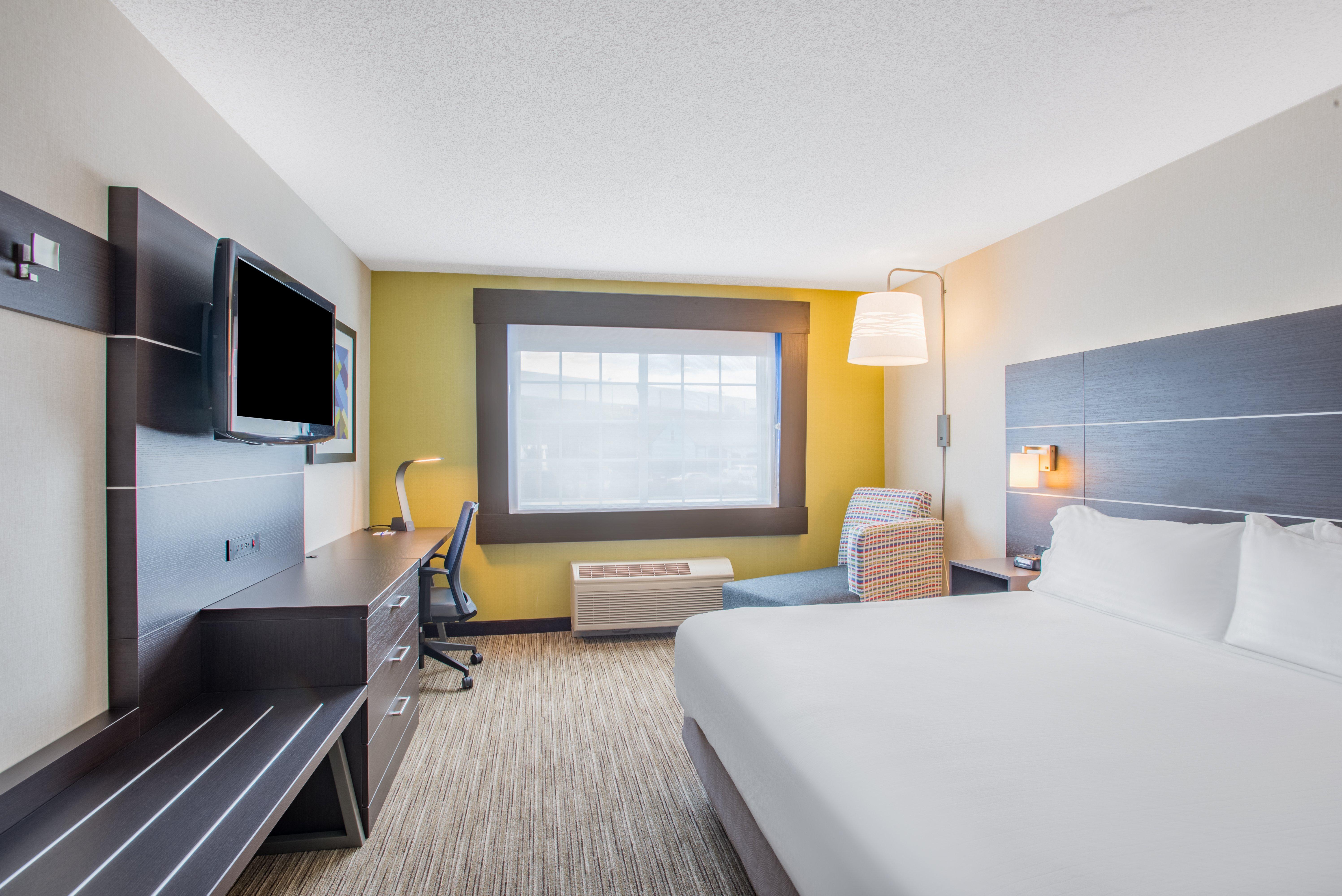 Holiday Inn Express Hotel & Suites Boston - Marlboro, An Ihg Hotel Hudson Exterior photo